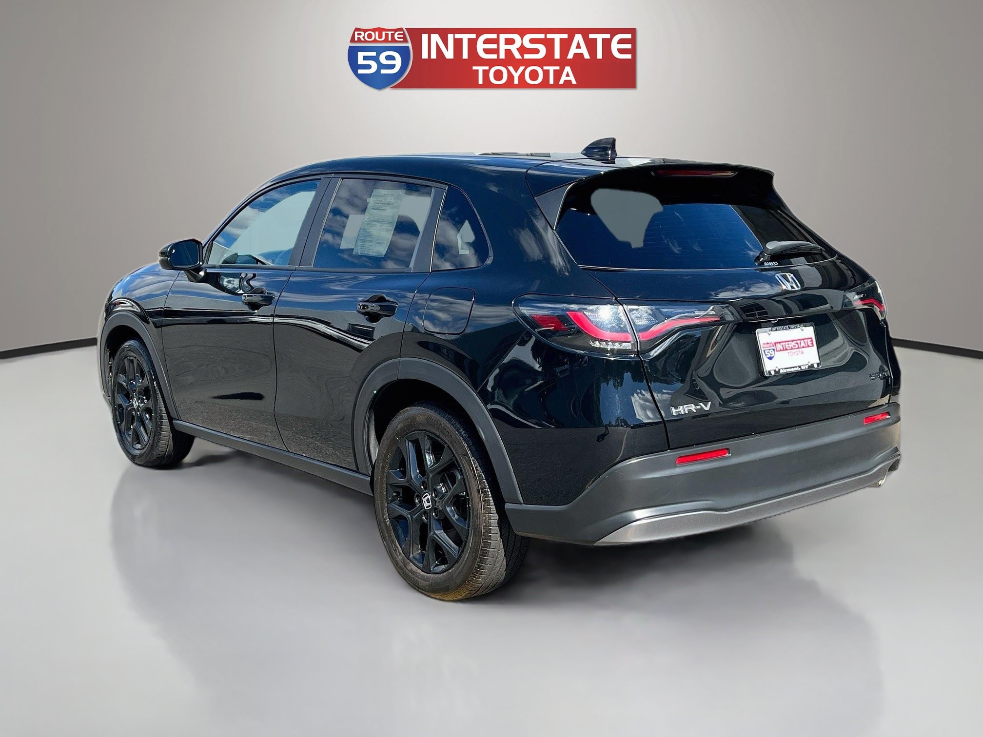 Used 2025 Honda HR-V Sport image 5