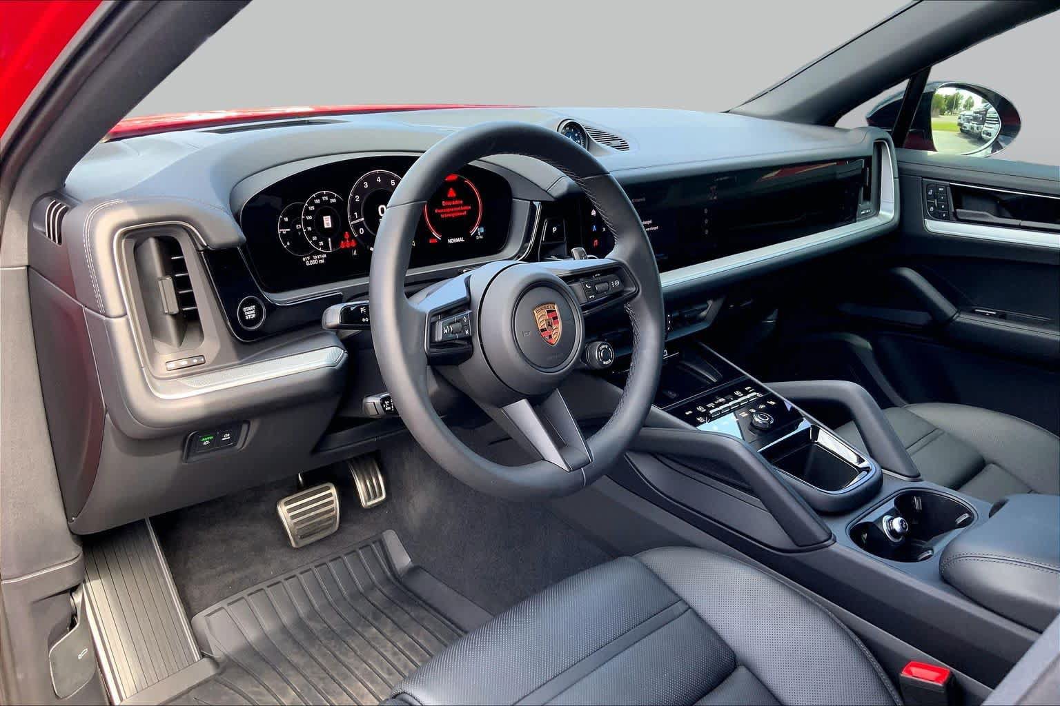 Used 2026 Porsche Cayenne S AWD/4WD image 17