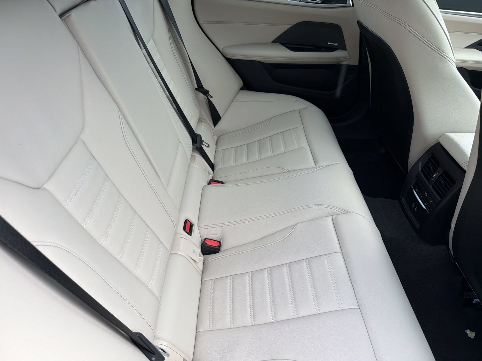 New 2026 BMW 430i xDrive w/ M Sport Package AWD/4WD image 27