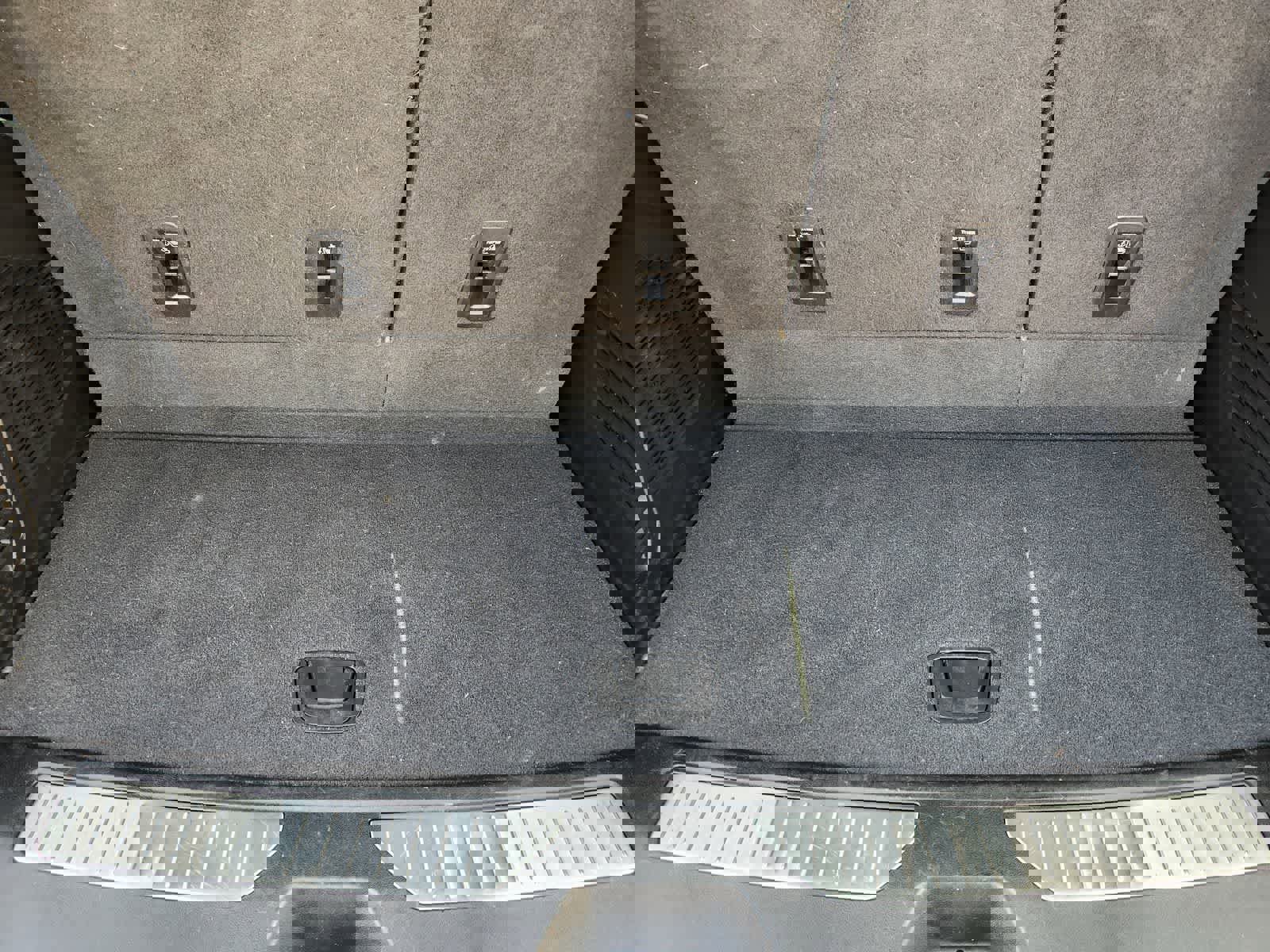 Used 2022 Chevrolet Tahoe RST w/ Luxury Package image 32