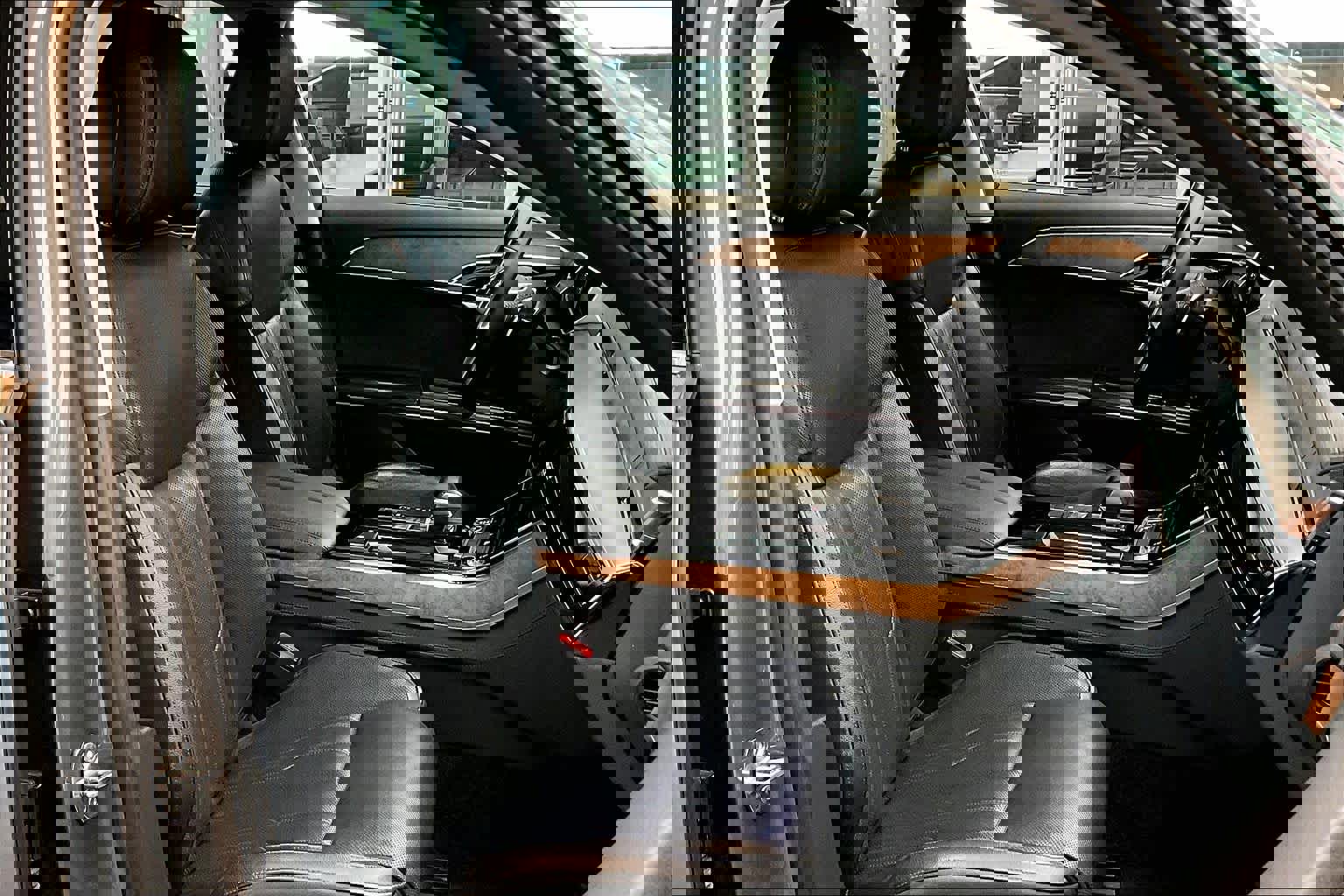 Used 2019 Audi A8 L 3.0T w/ Executive Package image 8