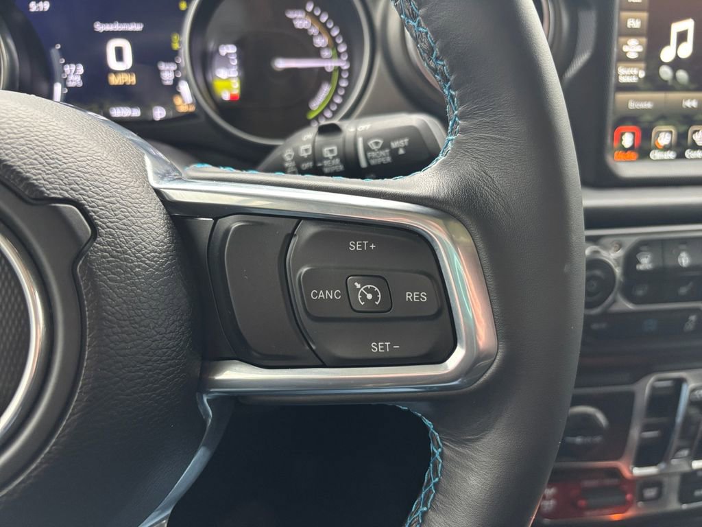Used 2023 Jeep Wrangler Unlimited Rubicon 4xe w/ Cold Weather Group AWD/4WD image 20