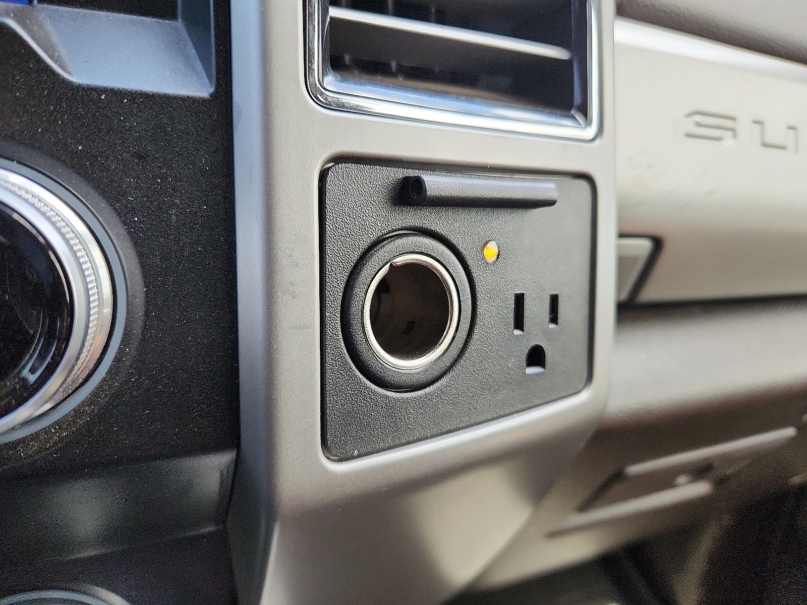 Used 2020 Ford F250 King Ranch w/ Chrome Package image 17