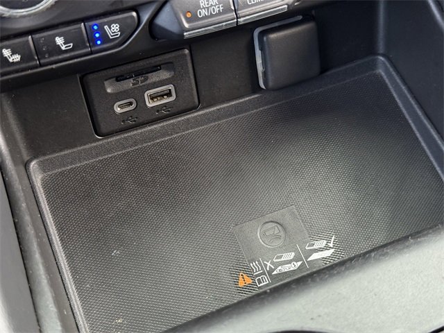 Used 2021 GMC Yukon AT4 w/ Rear Media and Nav Package image 23