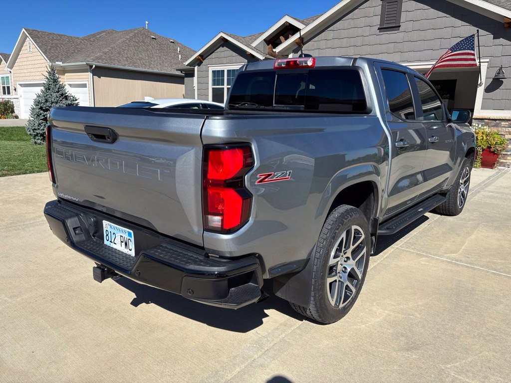 Used 2023 Chevrolet Colorado Z71 w/ Z71 Convenience Package 2 AWD/4WD image 7