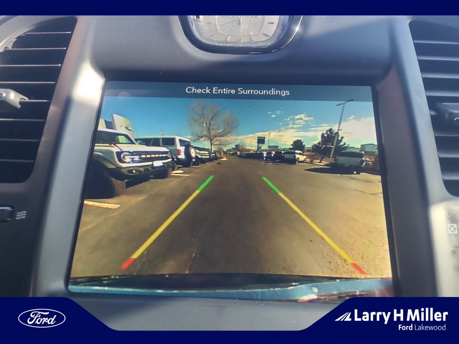 Used 2019 Chrysler 300 S image 29