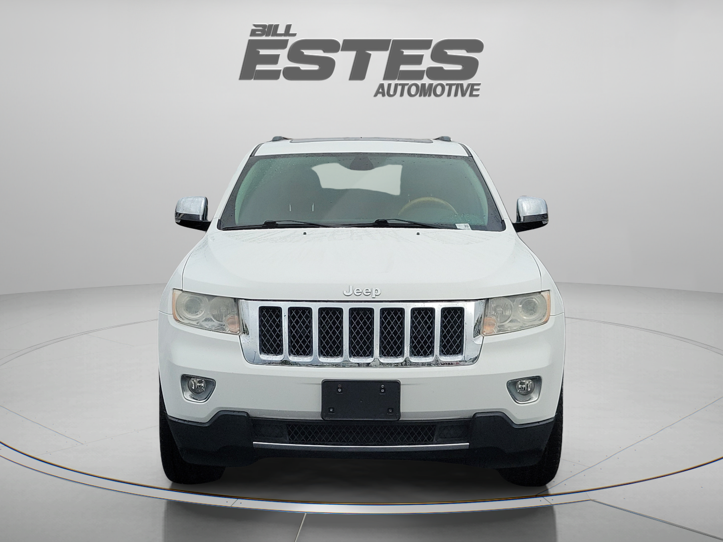 Used 2013 Jeep Grand Cherokee Overland AWD/4WD image 6