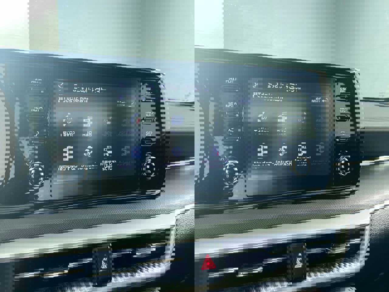 Used 2023 Kia K5 LXS image 27