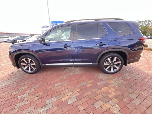 Used 2023 Honda Pilot Touring image 32