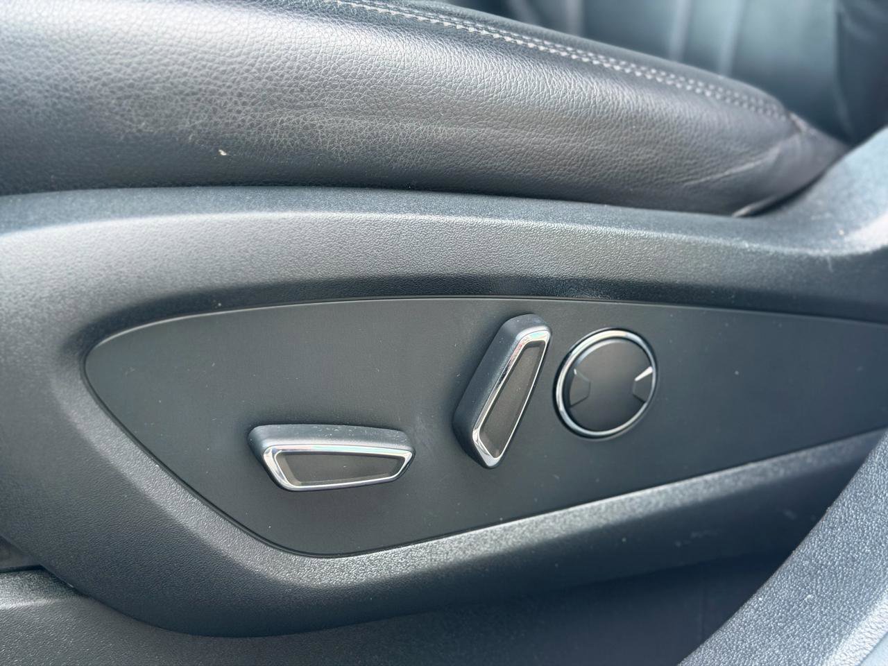 Used 2018 Lincoln MKX Premiere AWD/4WD image 21