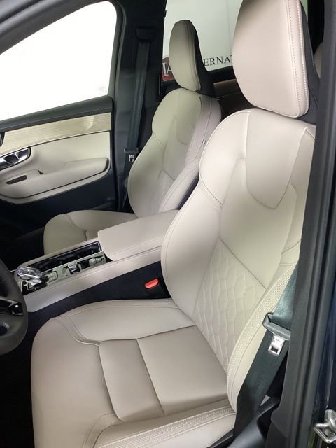 New 2026 Volvo XC90 B6 Plus w/ Protection Package Premier image 12