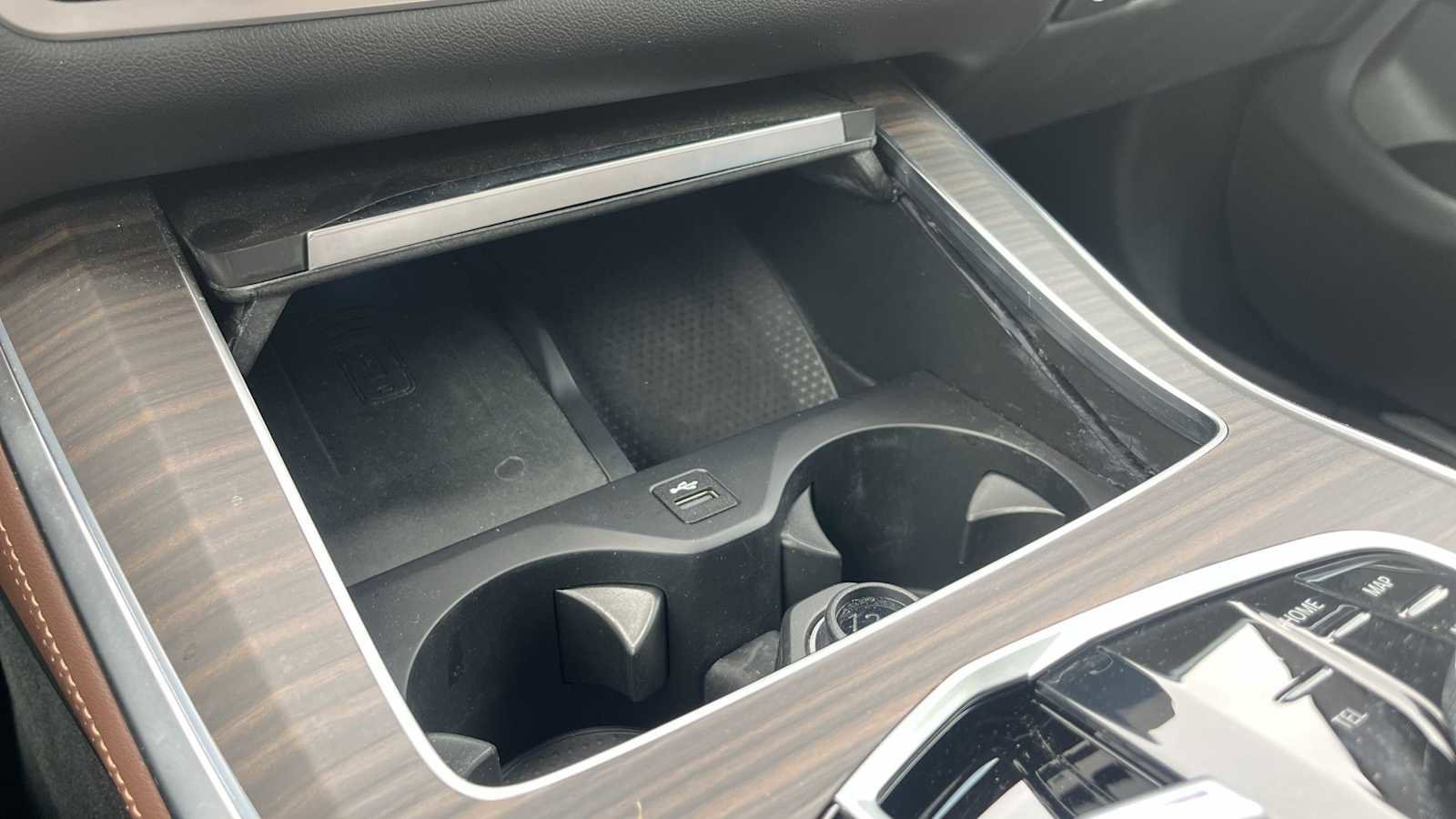 Used 2025 BMW X5 xDrive40i w/ Premium Package AWD/4WD image 46