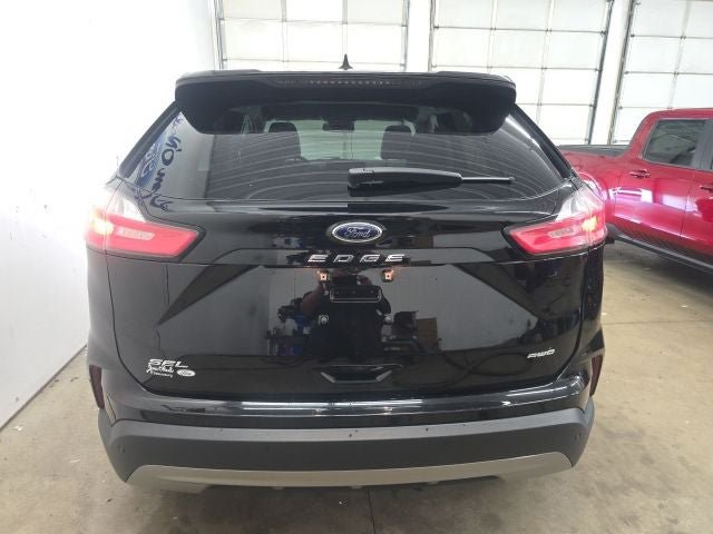 Certified 2024 Ford Edge SEL w/ Convenience Package AWD/4WD image 10