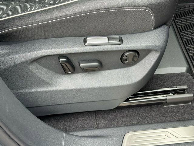 New 2026 Volkswagen Atlas SEL Premium R-Line image 30