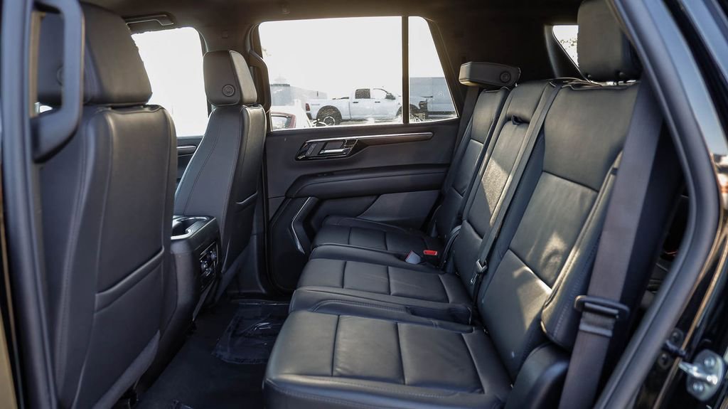 Used 2025 Chevrolet Tahoe Z71 AWD/4WD image 22