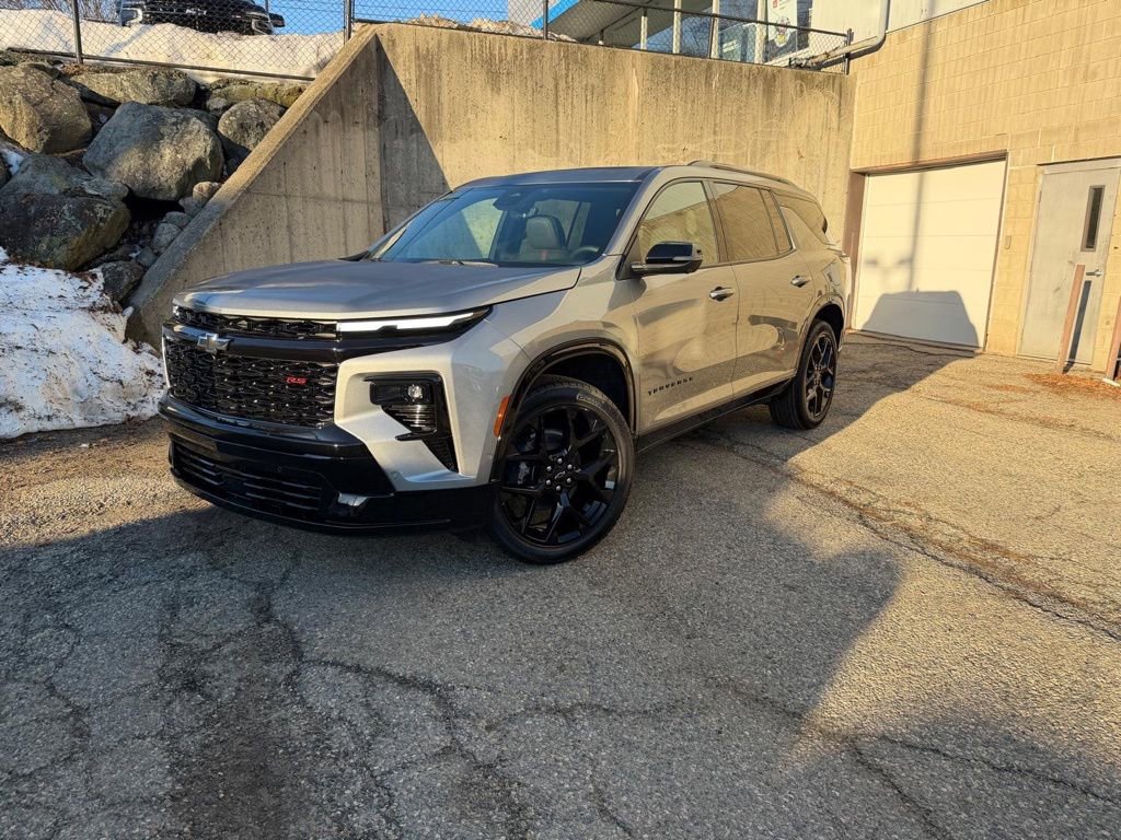 Used 2025 Chevrolet Traverse RS AWD/4WD video 1