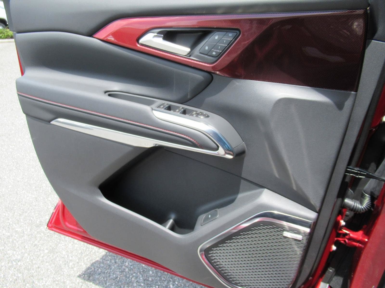 New 2026 Chevrolet Traverse RS FWD image 19