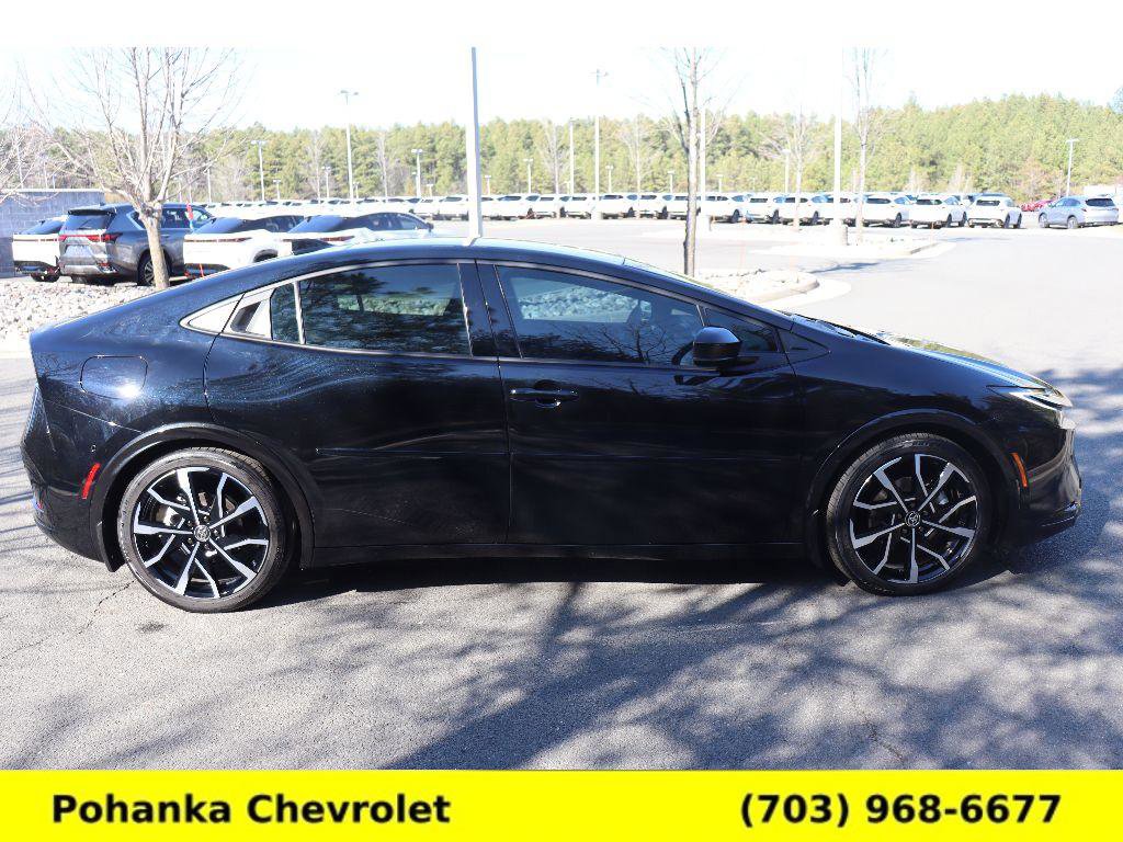 Used 2024 Toyota Prius Prime Premium w/ Advanced Technology Package image 8