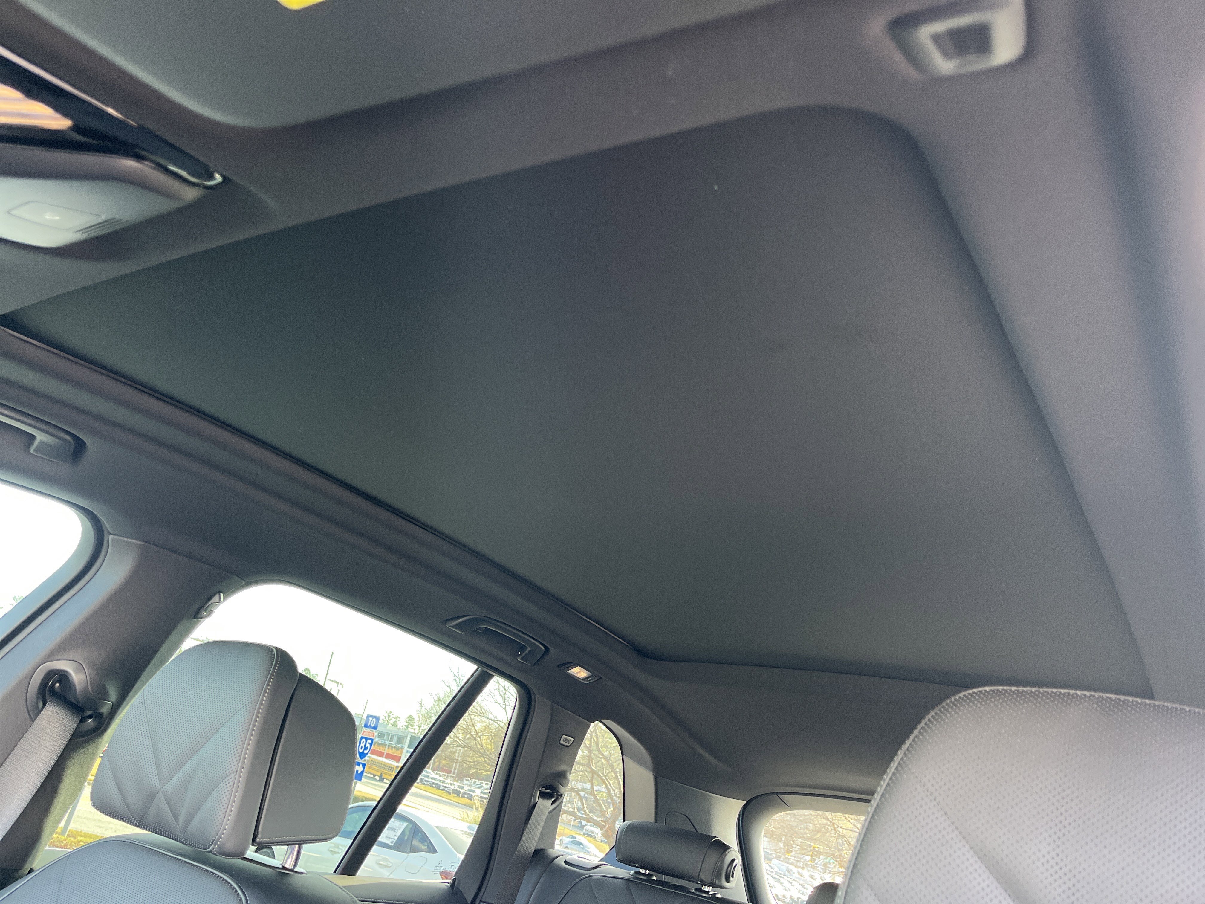 New 2026 BMW X5 xDrive50e w/ Climate Comfort Package AWD/4WD image 17