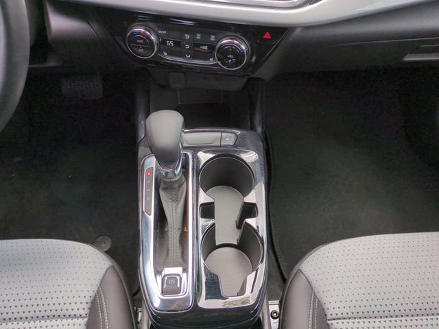 Used 2025 Chevrolet Trax LT w/ Driver Confidence Package image 18