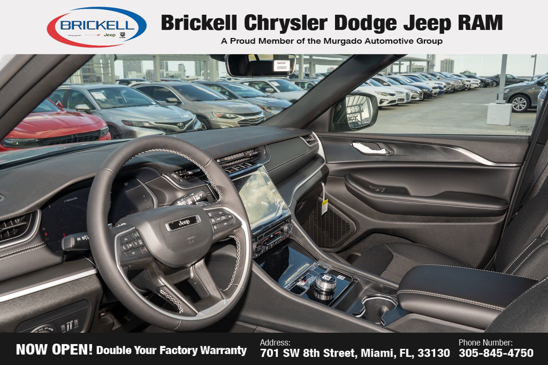 New 2025 Jeep Grand Cherokee L Laredo image 15