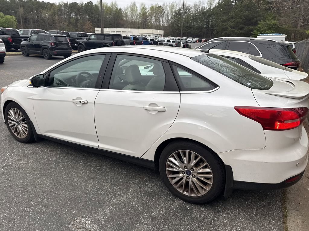 Used 2017 Ford Focus Titanium w/ Titanium Technology Package image 17