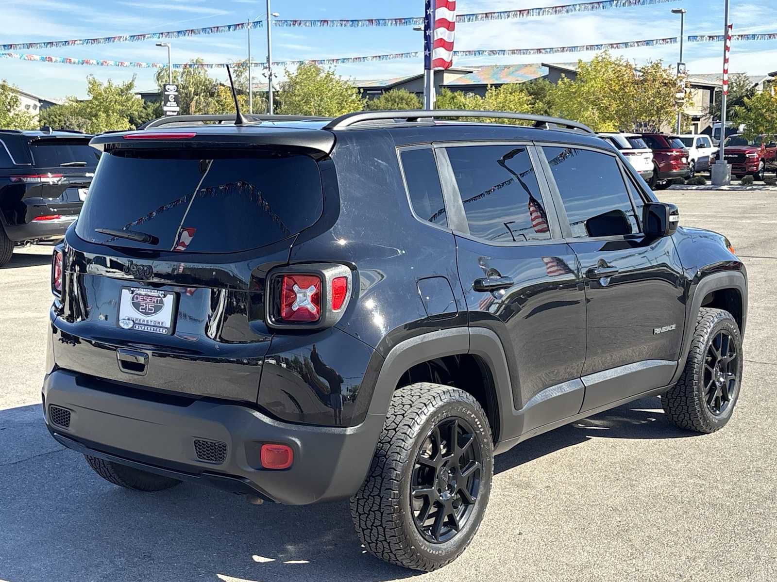Used 2020 Jeep Renegade Altitude w/ UConnect 8.4 Nav Group image 9