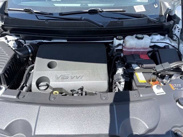 Used 2023 Chevrolet Traverse LT FWD image 27