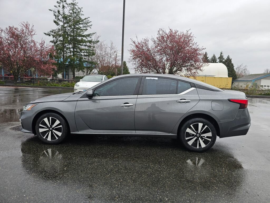 Used 2022 Nissan Altima 2.5 SV image 4