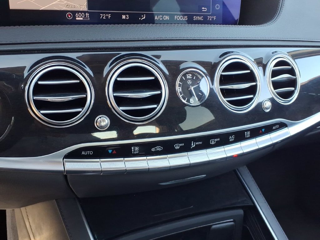 Used 2020 Mercedes-Benz S 560 4MATIC Sedan image 27