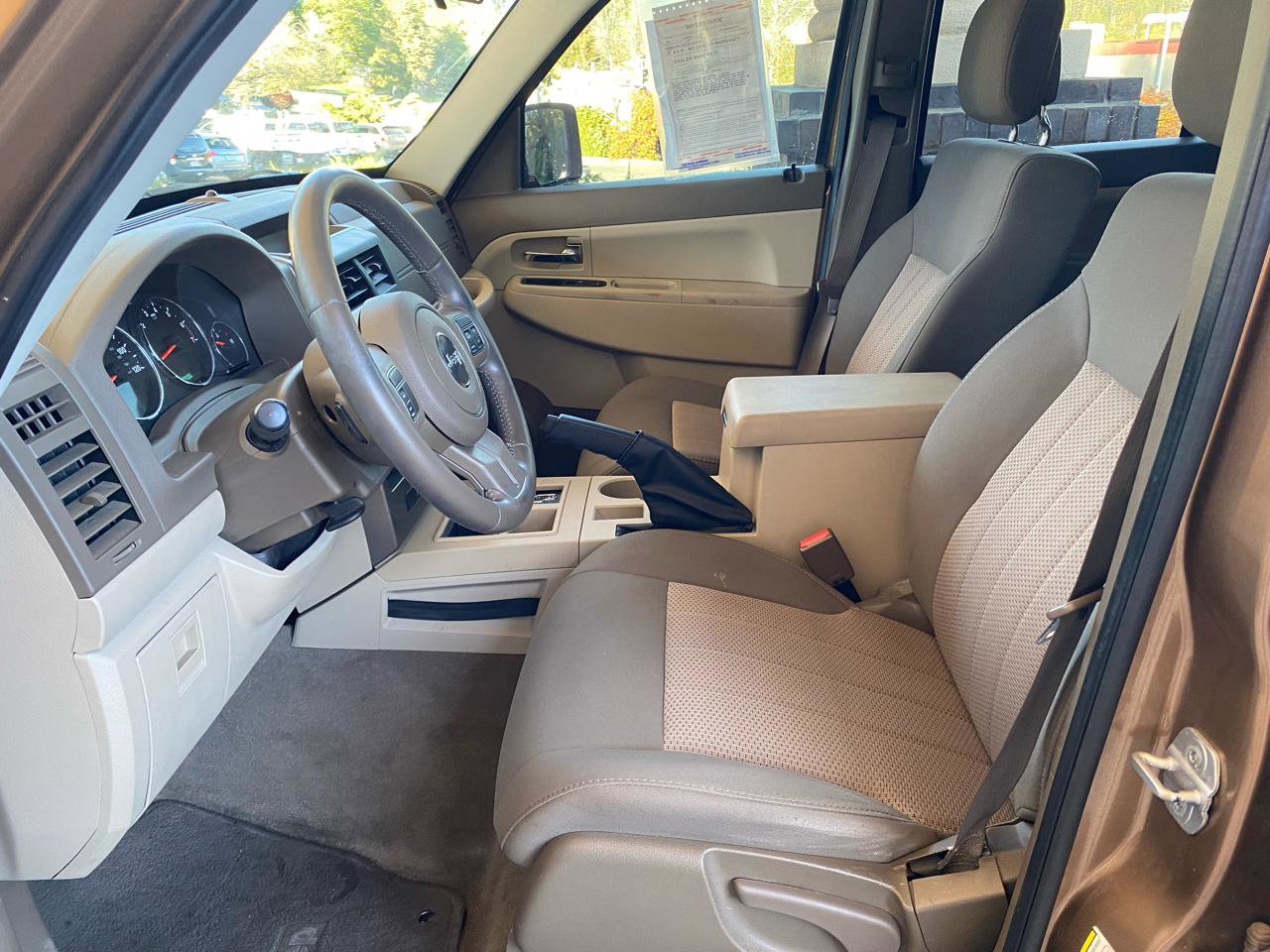 Used 2012 Jeep Liberty Sport w/ Popular Equipment Group RWD image 7