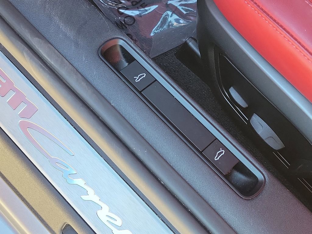 Certified 2022 Porsche 911 Carrera 4 image 27