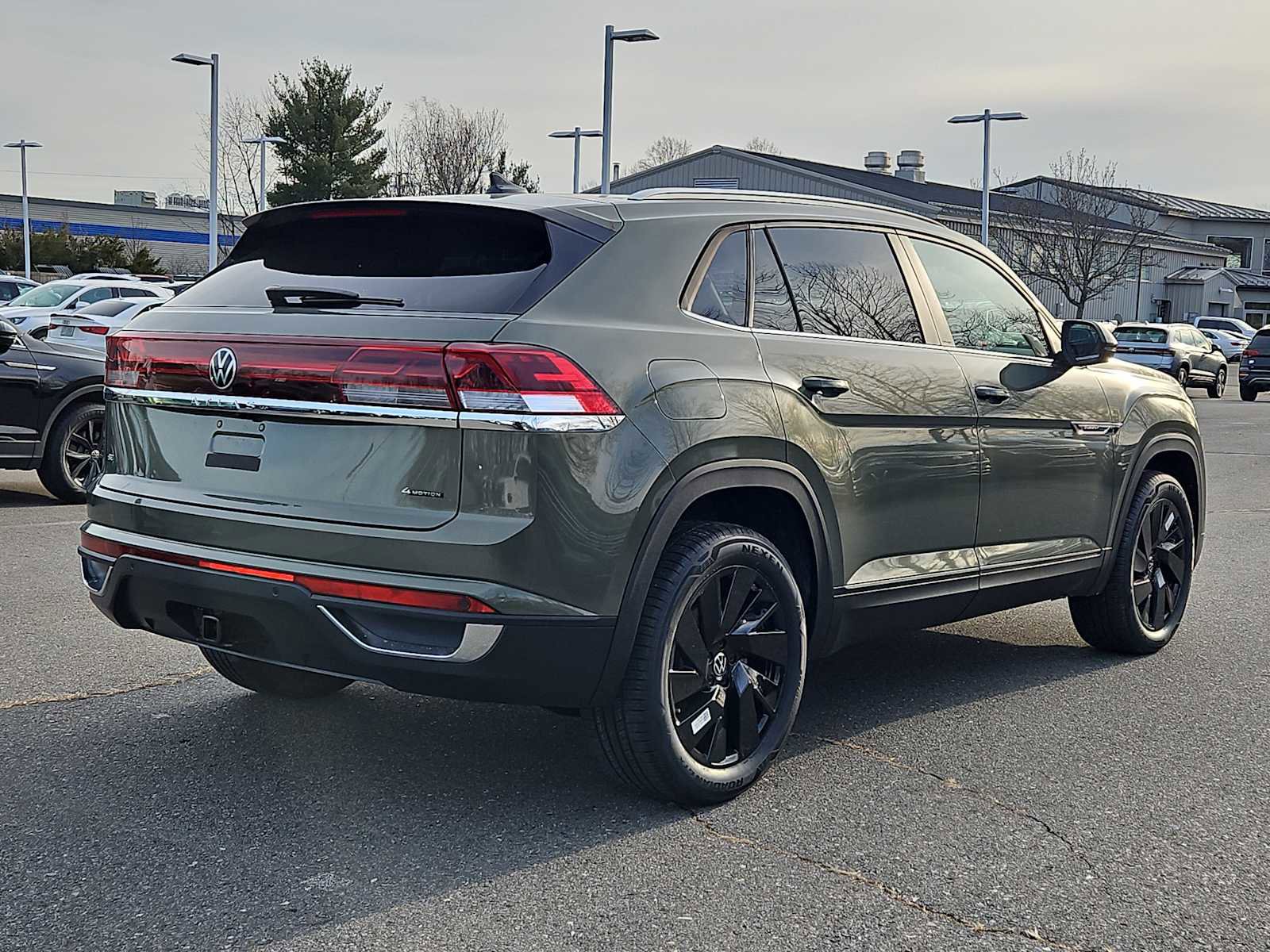 New 2026 Volkswagen Atlas Cross Sport SE image 4