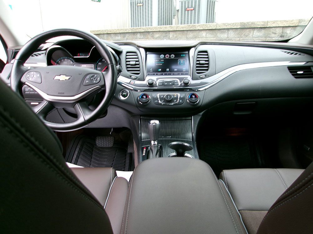 Used 2014 Chevrolet Impala LT FWD image 16