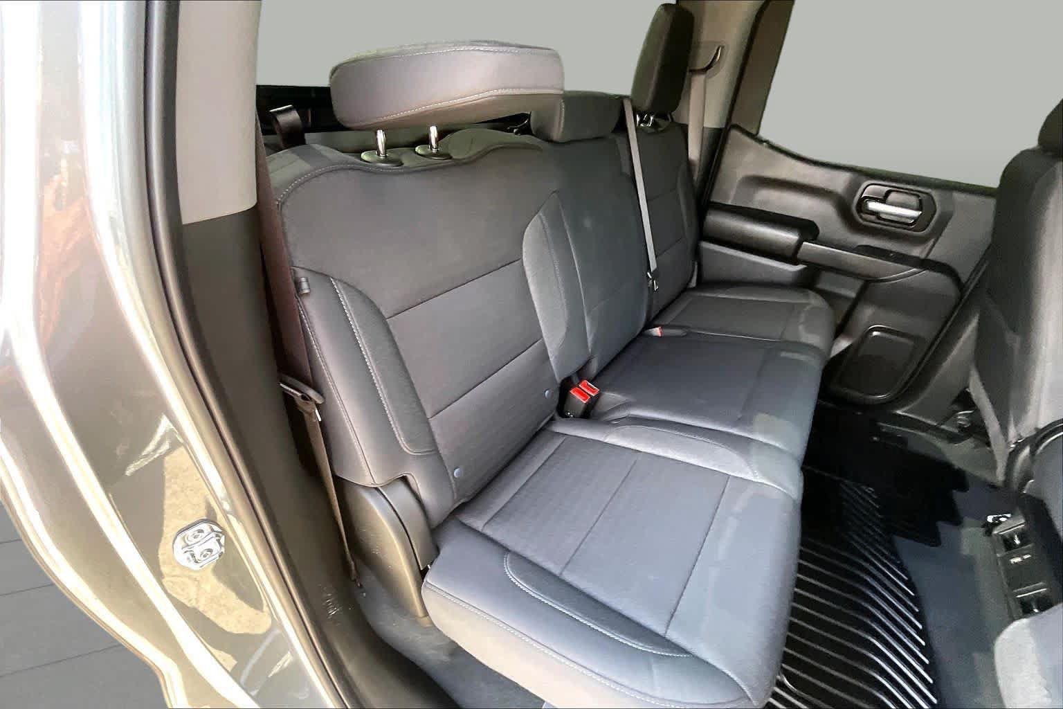 Used 2026 Chevrolet Silverado 1500 Custom RWD image 19