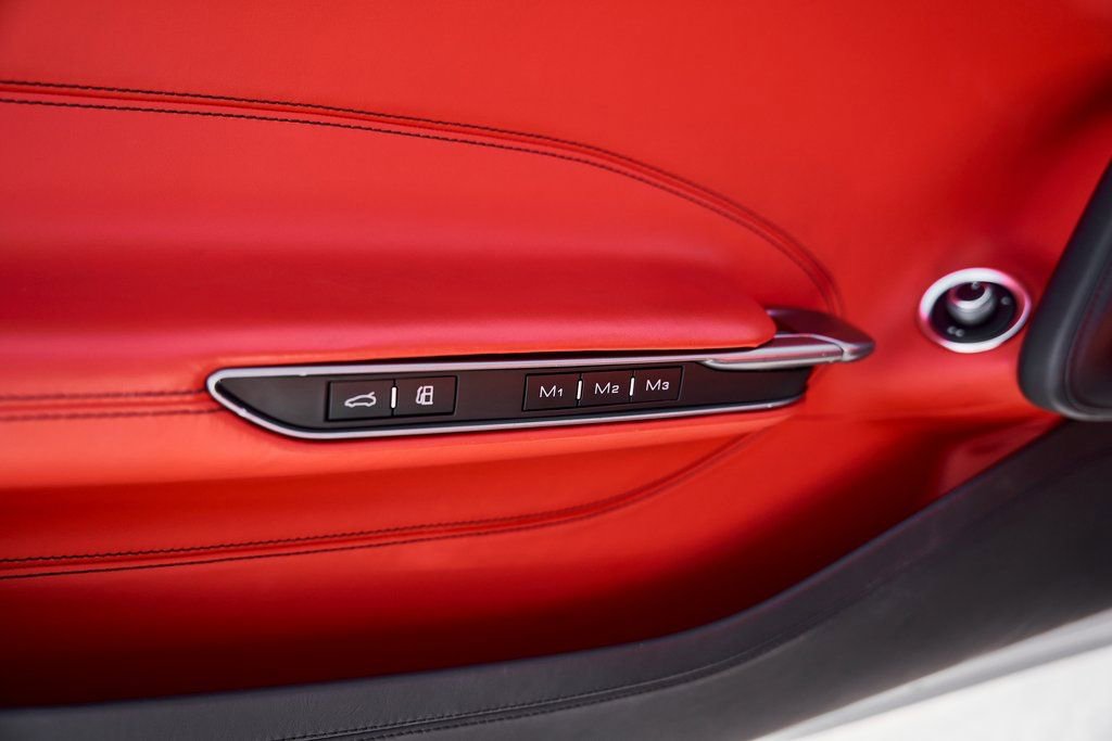 Used 2019 Ferrari GTC4Lusso image 36