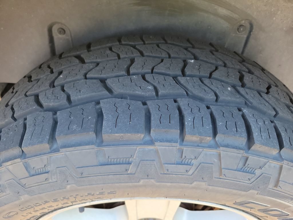 Used 2008 Dodge Durango SXT AWD/4WD image 10
