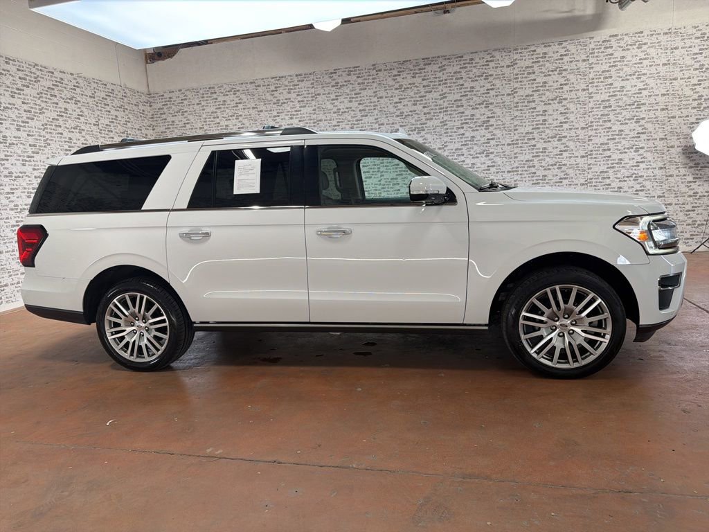 Used 2024 Ford Expedition Max Limited AWD/4WD image 8