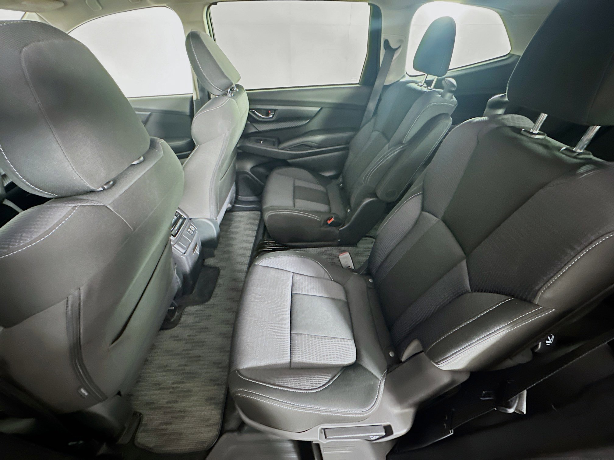 Used 2025 Subaru Ascent Premium image 26