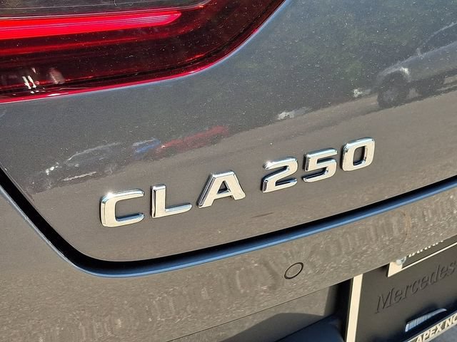 Used 2025 Mercedes-Benz CLA 250 image 32