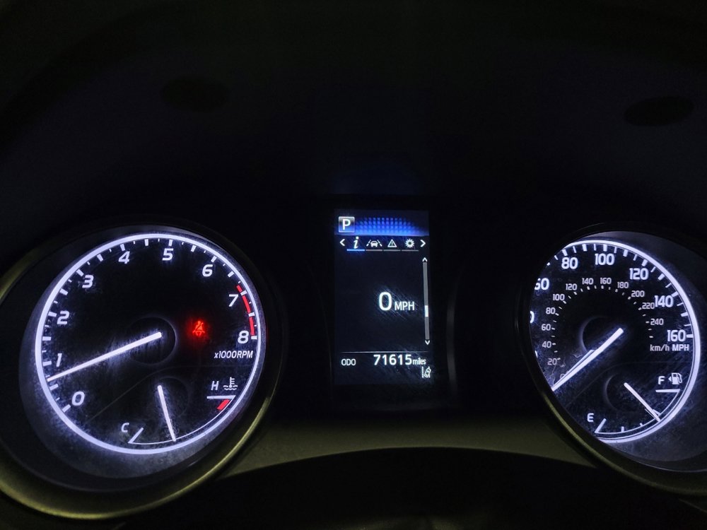 Used 2022 Toyota Camry SE image 23