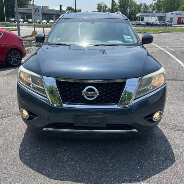 Used 2015 Nissan Pathfinder SL w/ SL Tech Package AWD/4WD image 14