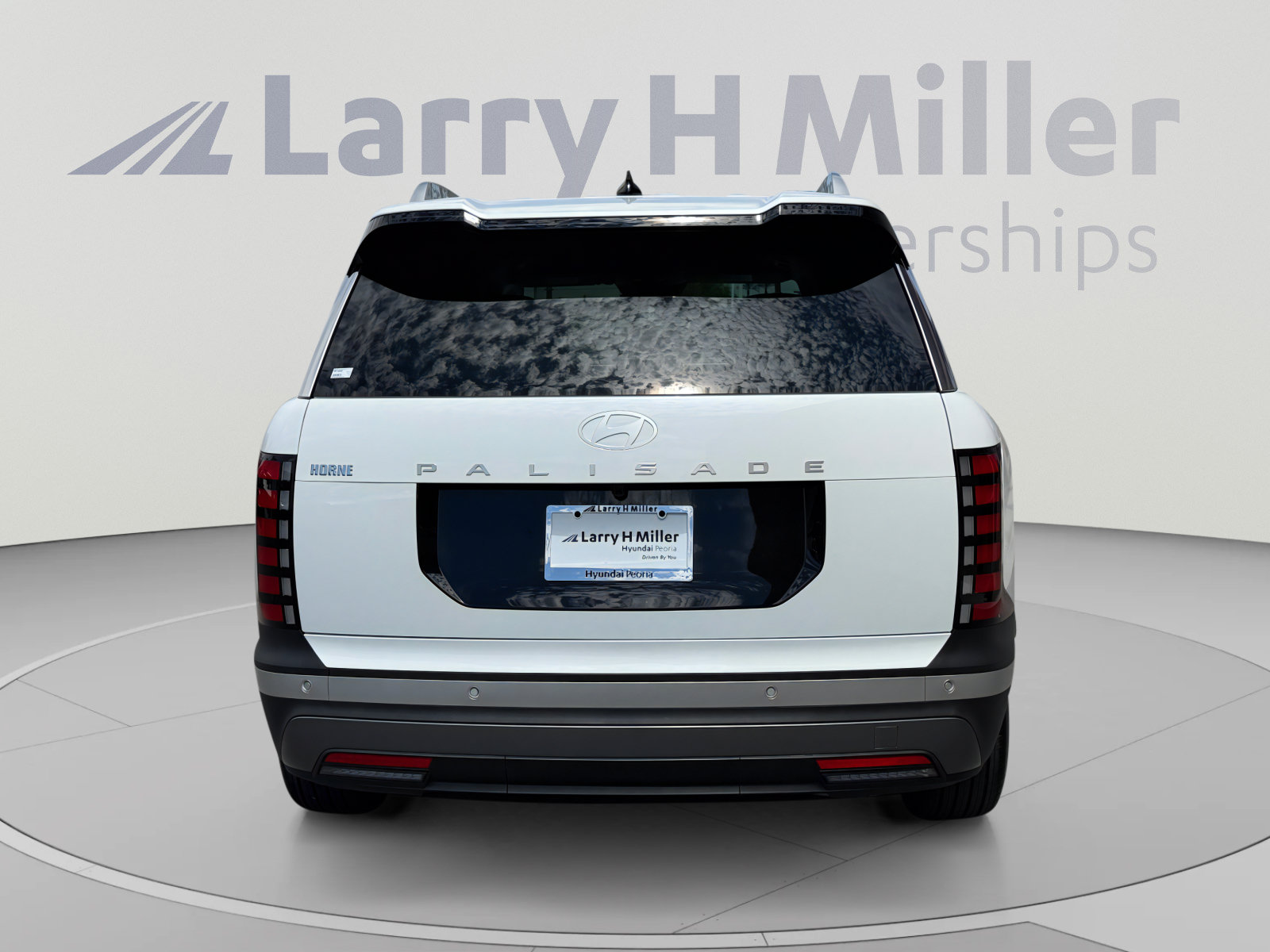 Certified 2026 Hyundai Palisade SEL FWD image 4