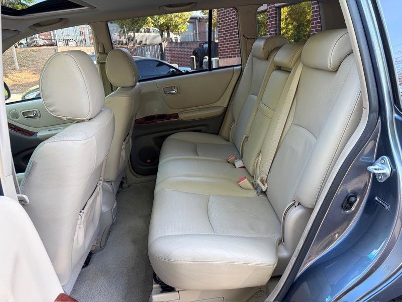 Used 2007 Toyota Highlander Limited FWD image 30