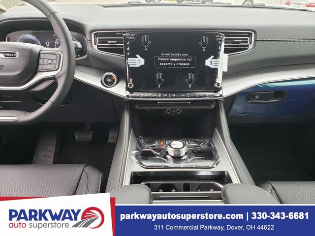 New 2026 Jeep Grand Wagoneer Limited w/ Premium Group II AWD/4WD image 19