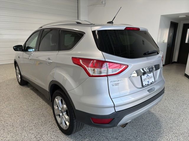 Used 2015 Ford Escape Titanium FWD image 5