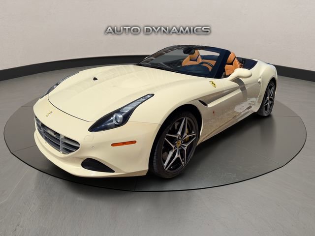 Used 2016 Ferrari California T RWD image 1