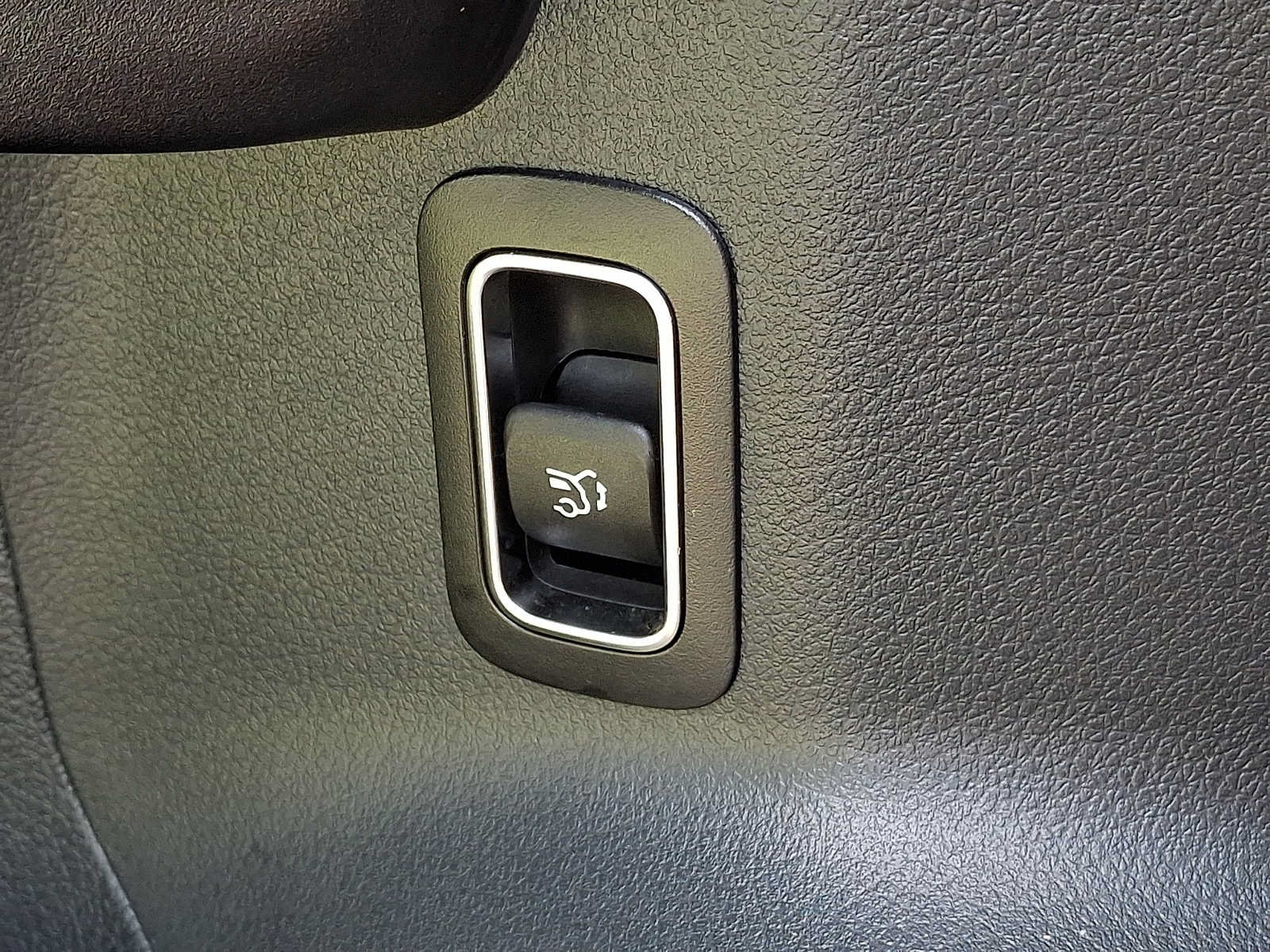 Used 2022 Mercedes-Benz GLB 250 4MATIC image 24
