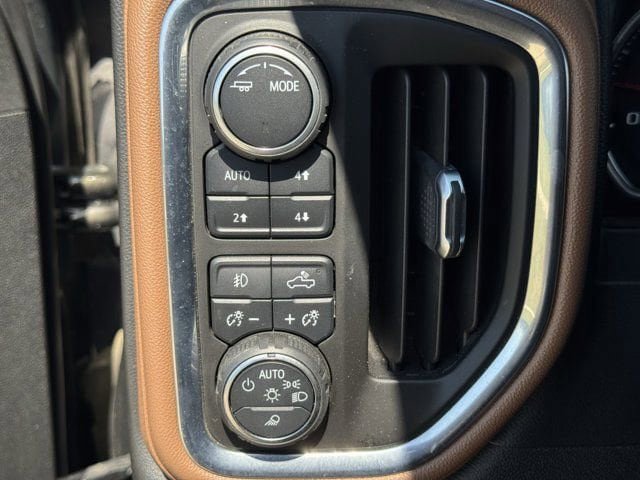 Used 2022 Chevrolet Silverado 2500 High Country image 24
