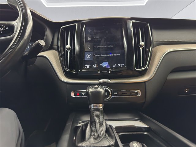 Used 2018 Volvo XC60 T5 Inscription w/ Convenience Package image 14